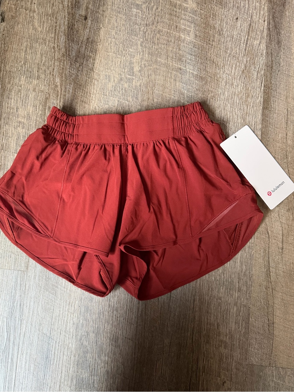 Lululemon Hotty Hot’s NWT